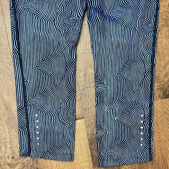 Nike running crop activewear leggings women Sz Medium drifit - Picture 7 of 9